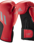 Pair of Speed TILT 150 training gloves for boxing.