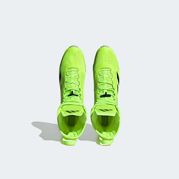 Pair of green Speedex Ultra boxing shoes.