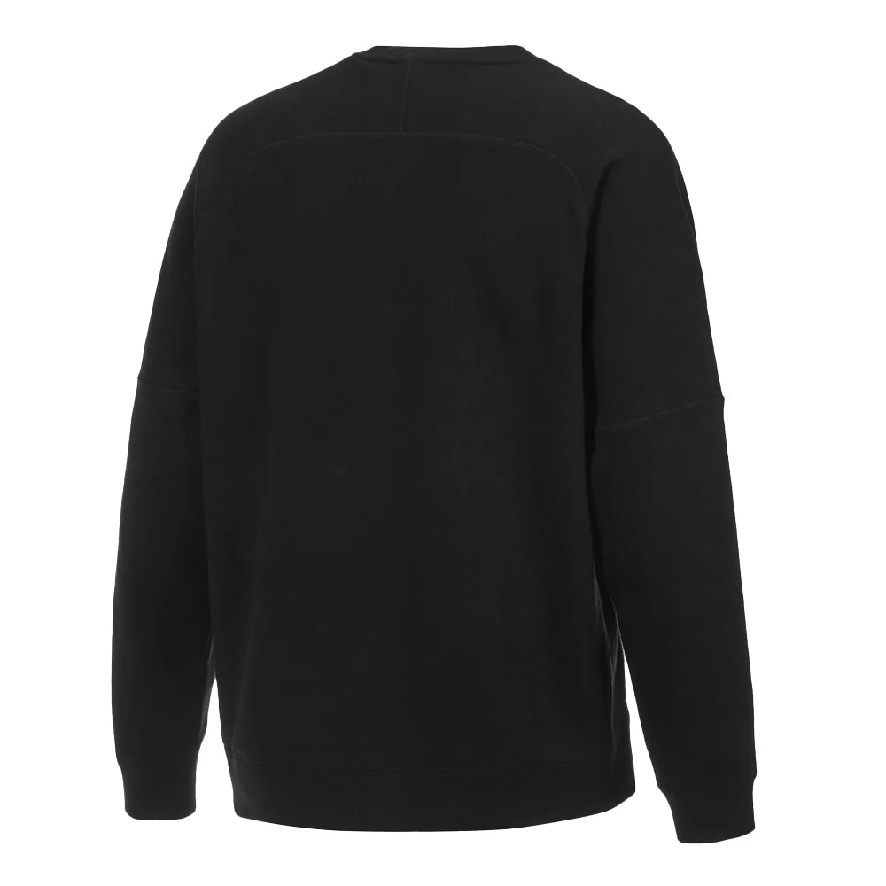 Black sweater with long sleeves for taekwondo community.